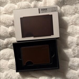 Ridge Brown Leather Biflex Wallet